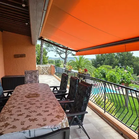 Les Lauriers 5 Etoiles - Maison Provencale Villa *