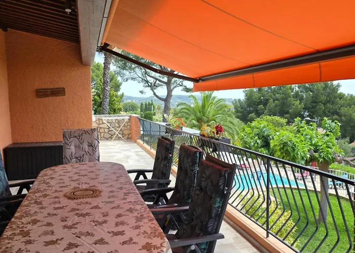 Les Lauriers 5 Etoiles - Maison Provencale Villa *