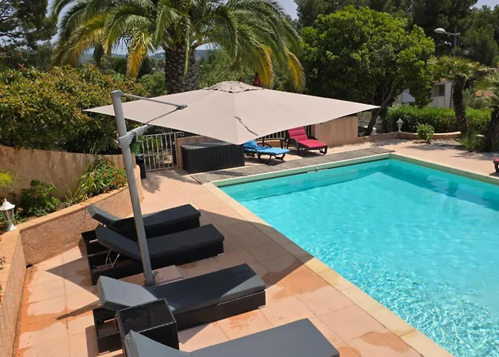 Les Lauriers 5 Etoiles - Maison Provencale Villa
