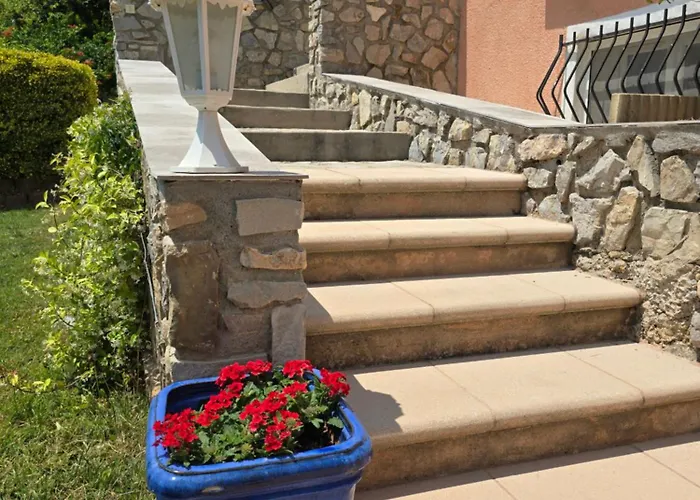 Villa Les Lauriers 5 Etoiles - Maison Provencale